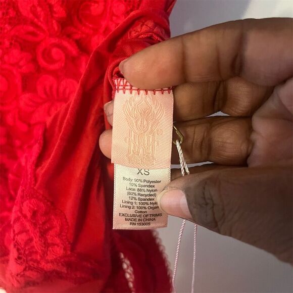 Revolve HAH Lady Like XS Rouge Red Lace Deep V-Neck Short Sleeve Bodysuit NWT - Picture 5 of 7